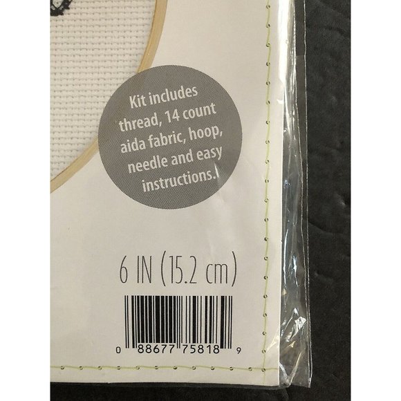 Dimensions Counted Cross Stitch 14 Ct Thankful Grateful Blessed 6 Inch Hoop - Picture 3 of 7